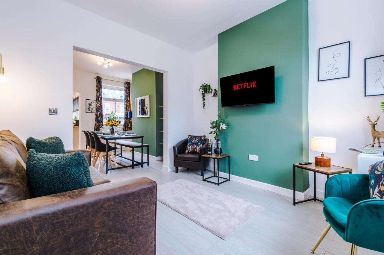 Stunning 3-Bed Home In Nantwich By 53 Degrees Property - Amazing Location, Ideal For Groups - Sleeps 6 Экстерьер фото